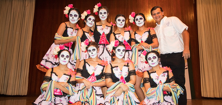 Alumnas del Colegio Lizardi. Equipo de baile moderno.